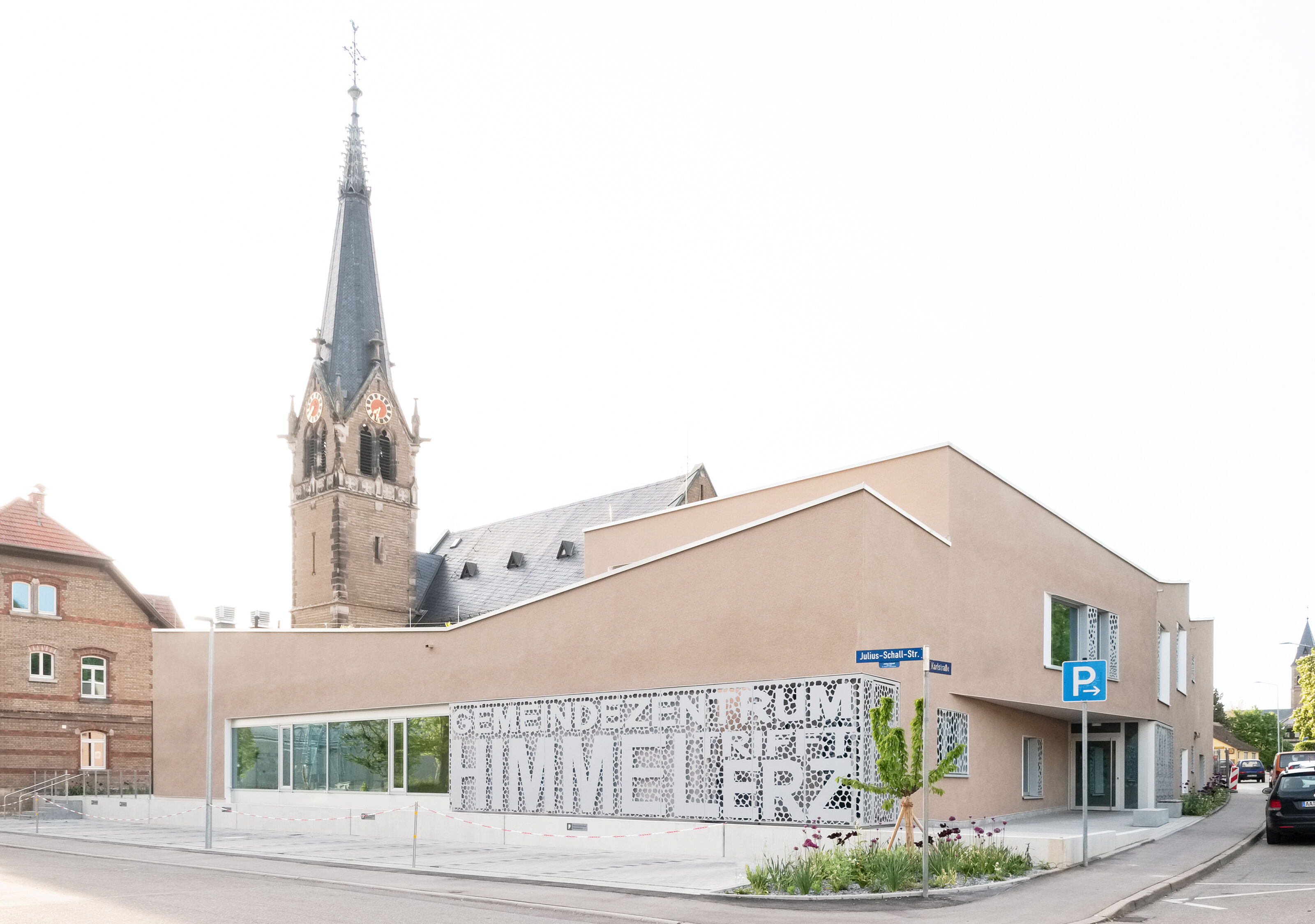Mittagessen bei der Bauherrschaft.